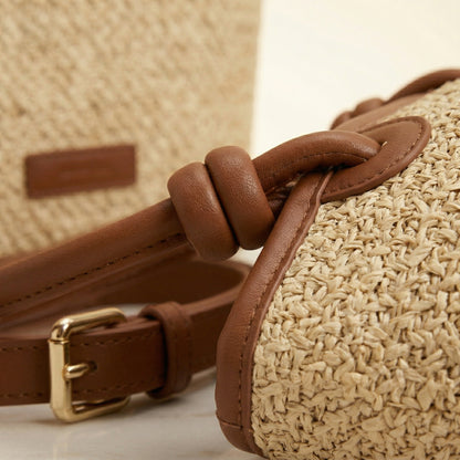 Bolso Valeria · + Correa GRATIS · Rafia y Piel Anudada