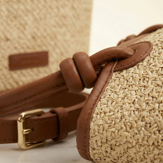 Bolso Valeria · + Correa GRATIS · Rafia y Piel Anudada
