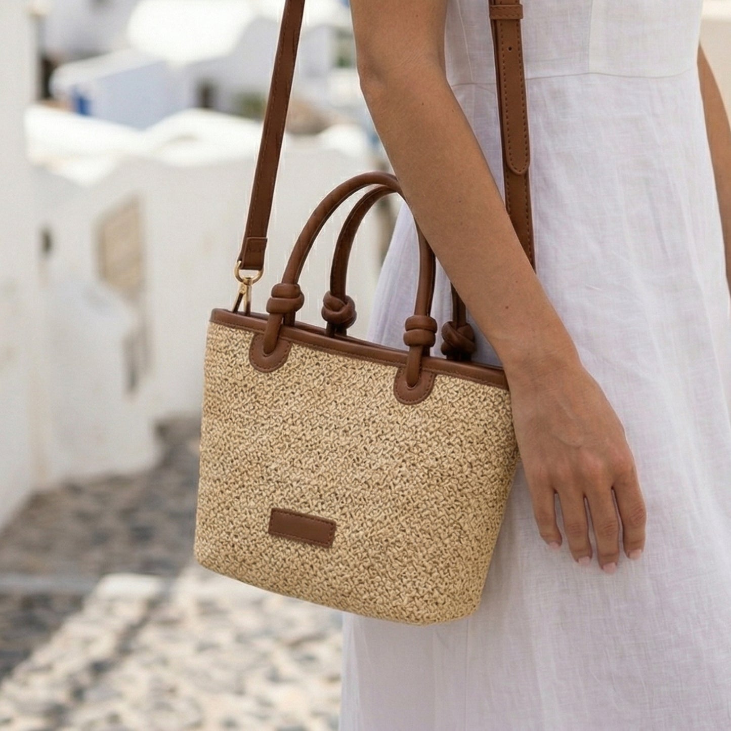 Bolso Valeria · + Correa GRATIS · Rafia y Piel Anudada