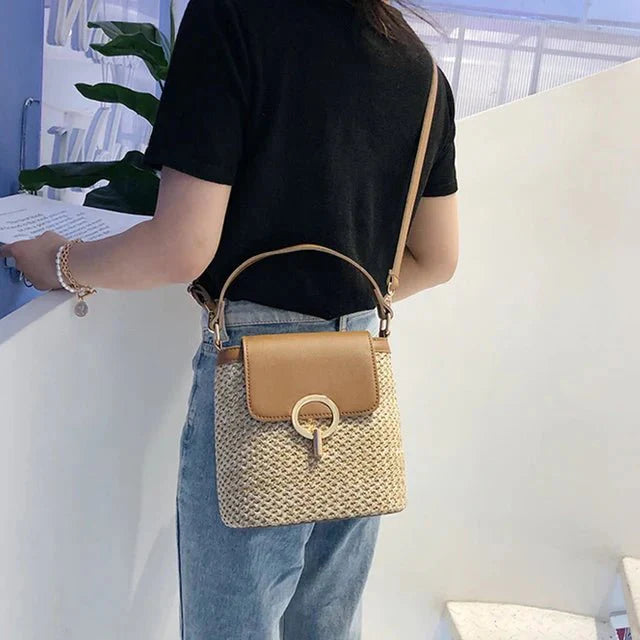 Bolso Noa · + Correa GRATIS · Rafia y Piel