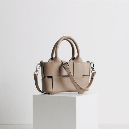 Bolso Úrsula · + Correa GRATIS · Piel