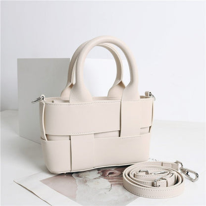 Bolso Úrsula · + Correa GRATIS · Piel