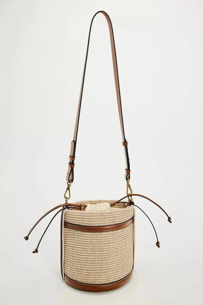 Bolso Renata · + Correa GRATIS · Rafia y Piel