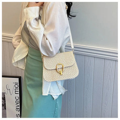 Bolso Vega · + Correa GRATIS · Rafia y Piel