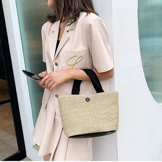 Bolso Isabel · + Correa GRATIS · Rafia y Piel